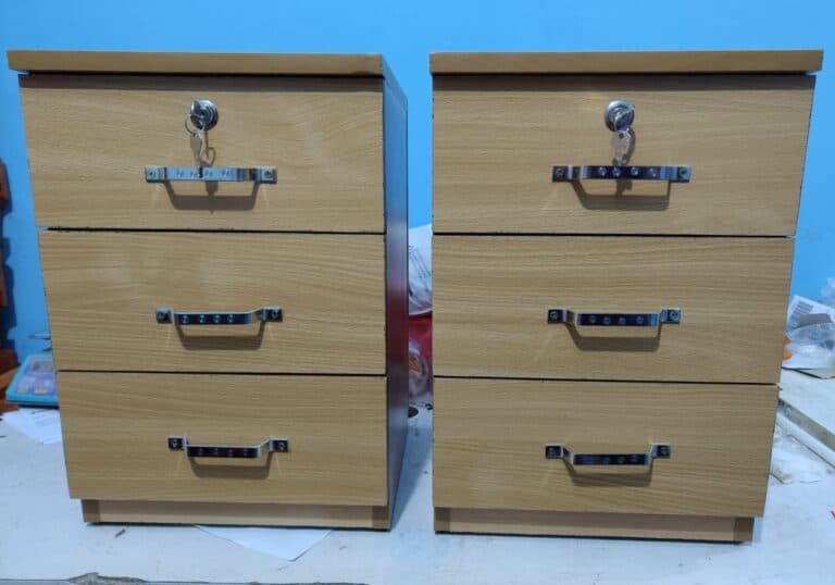 প্রিমিয়াম ডিজাইন তিনটা ড্রয়ার উচ্চ মানের- আসবাবপত্র এবং সজ্জা 4